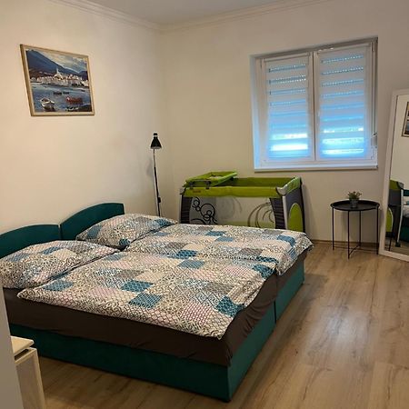 Kelemen Apartman Надьканижа Экстерьер фото